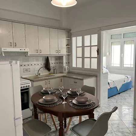 Stelios' Beachfront Retreat Parikia  Exterior photo