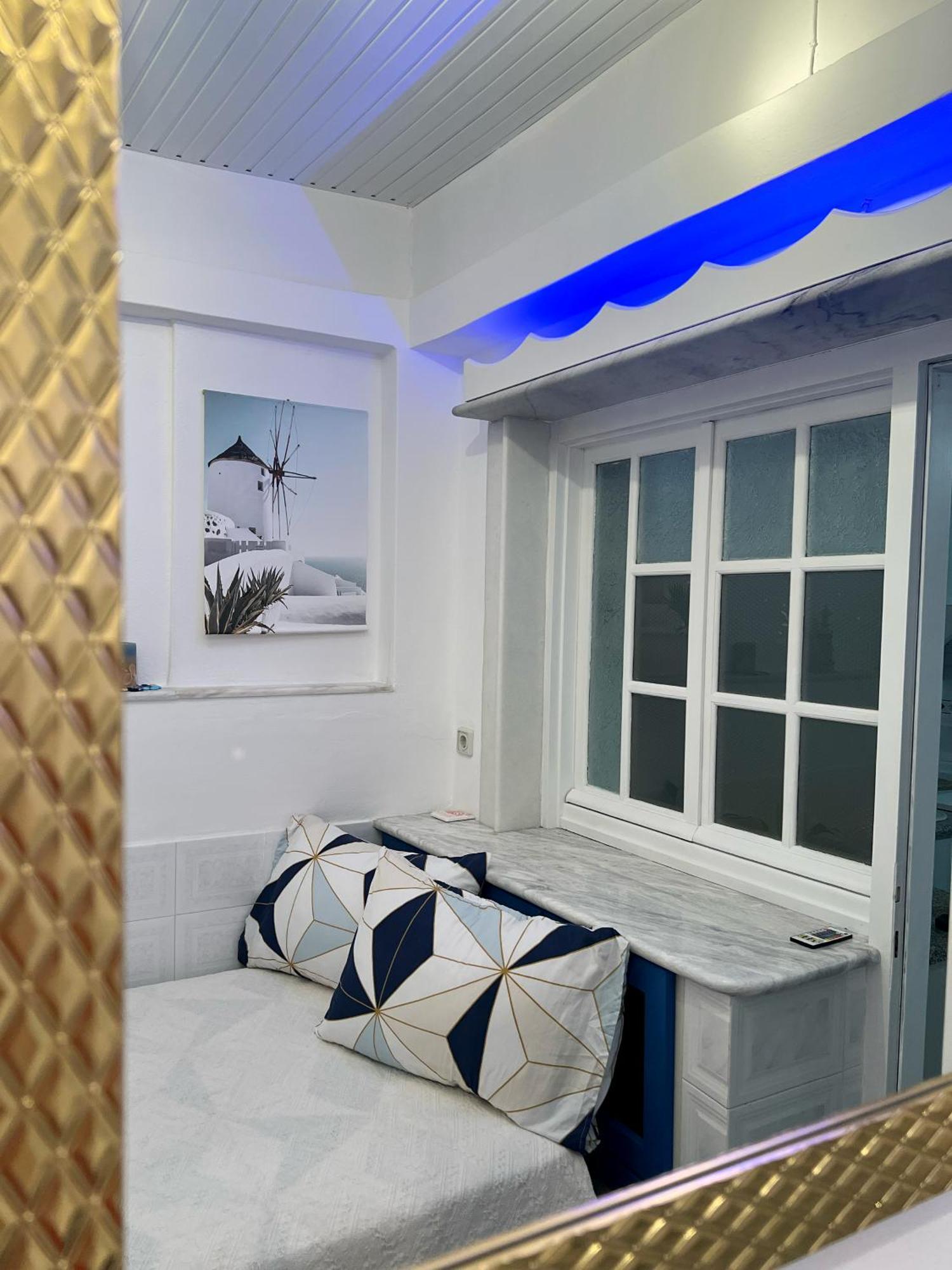 Stelios' Beachfront Retreat
